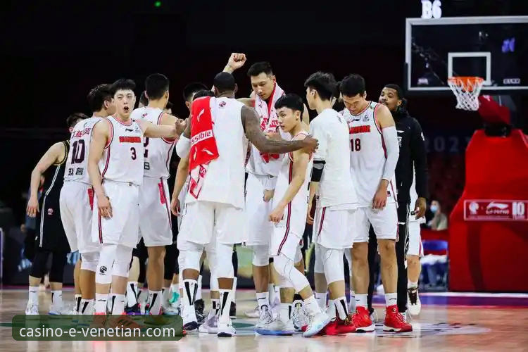 从广东77-74逆转看CBA赛场的4个关键转折点，威尼斯人娱乐城用户深度复盘